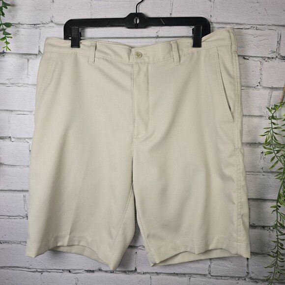 MENS PGA TOUR GOLF SHORTS KHAKI SIZE 36 EUC - Picture 1 of 7